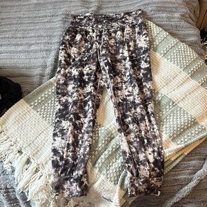 Women’s Athleta joggers